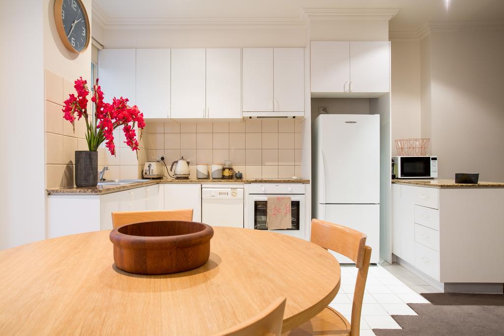 1 Exhibition Apartment Hotel เมลเบิร์น ห้อง รูปภาพ